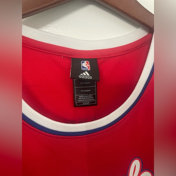 Woman’s Adidas Blake Griffin #32 Clippers Jersey - Picture 5 of 6